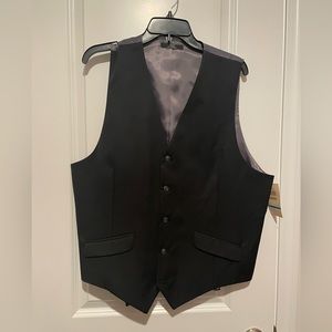 Black Haggar vest size 48